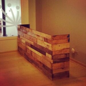 13 Amazing Wood Pallet Reception Desk – Pallet Tips