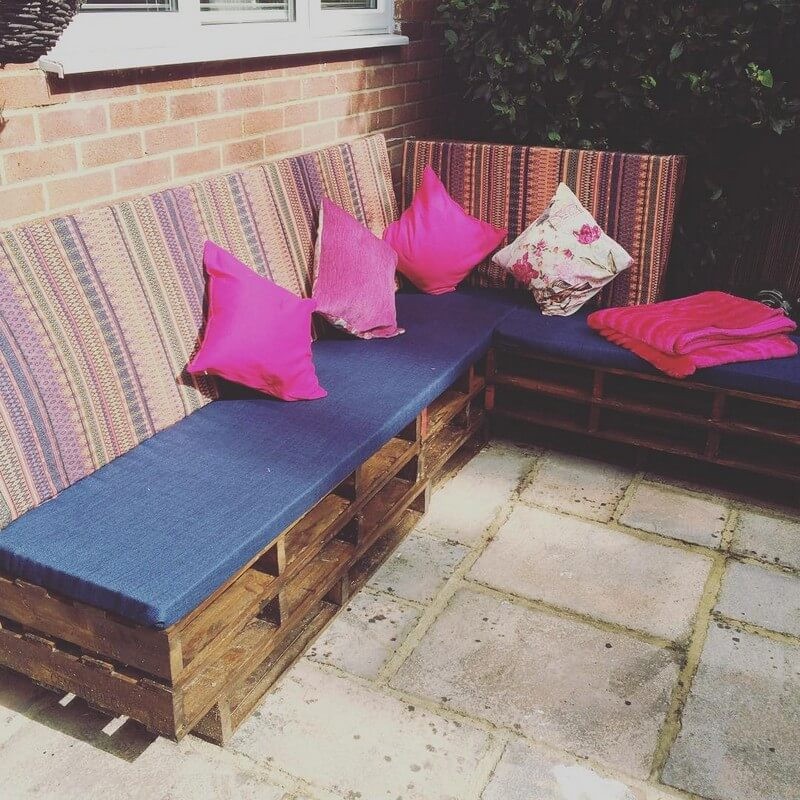 wooden pallet sofa